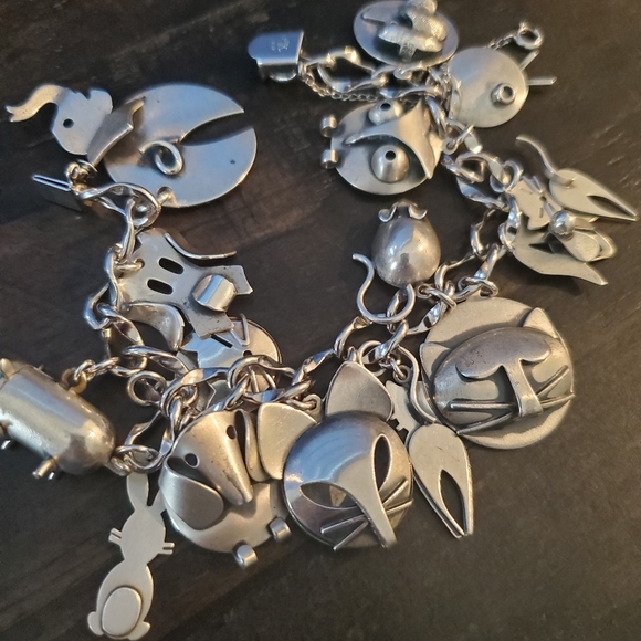 💚SOLD💚Amazing Vintage Sterling Beau Animal Charm Bracelet - Picture 3 of 9